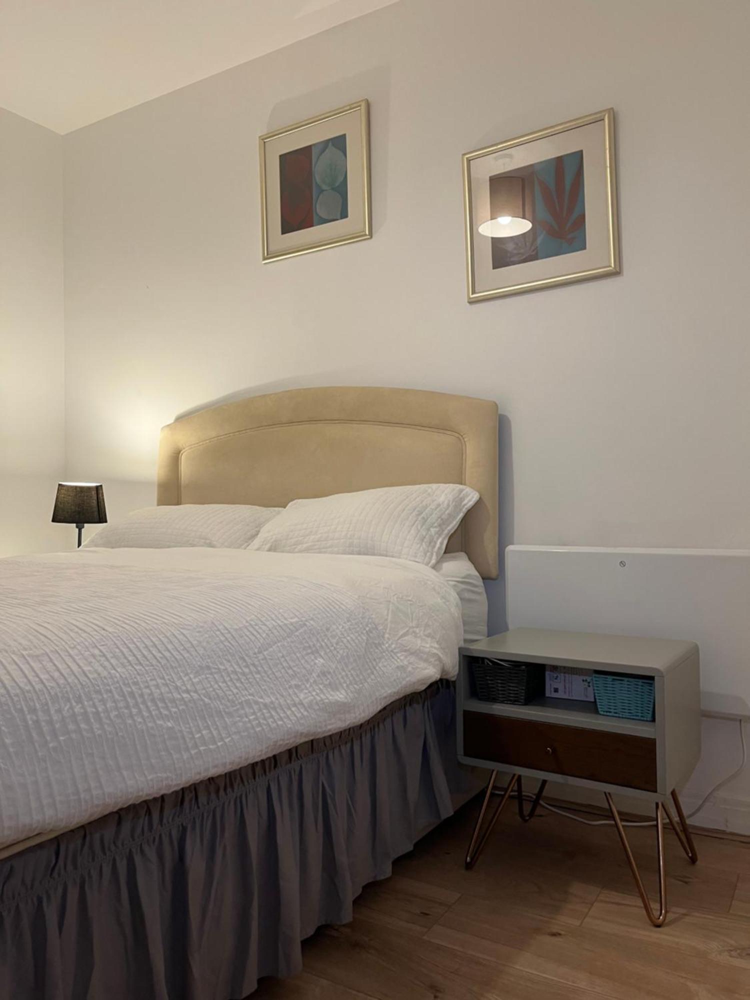 North Acton Flat Apartment London Exterior photo